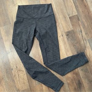 Lululemon Wunder Under size 6 Hi-Rise Tight Full-On Luxtreme 28"